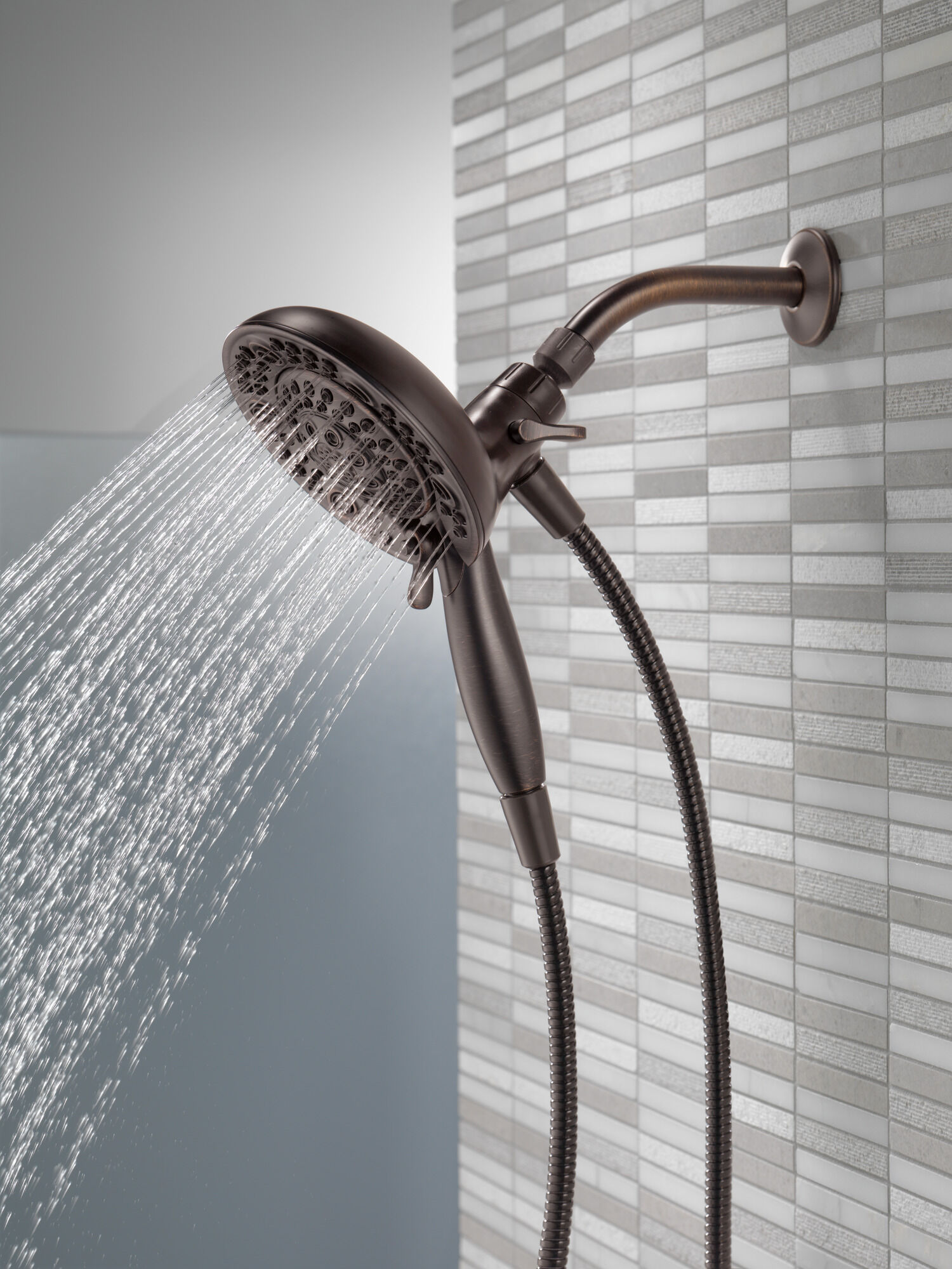 75588RB In2ition® Душ два в одном Delta Faucet Universal Showering Венецианская бронза  - Вид №7