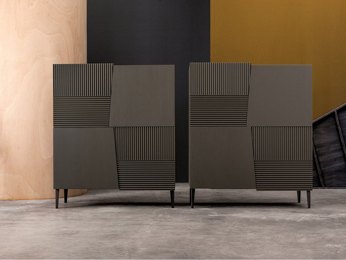 Шкаф из массива дерева с распашными дверцами Devina Nais Ноль.16 ARCH-00138780 - Вид №1