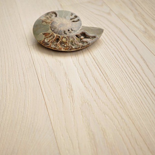 Паркет Ёлка Coswick Ренессанс Белый Иней Лак Дуб Селект (Гладкая) 647.7х107.95 мм 11401158 - Вид №1