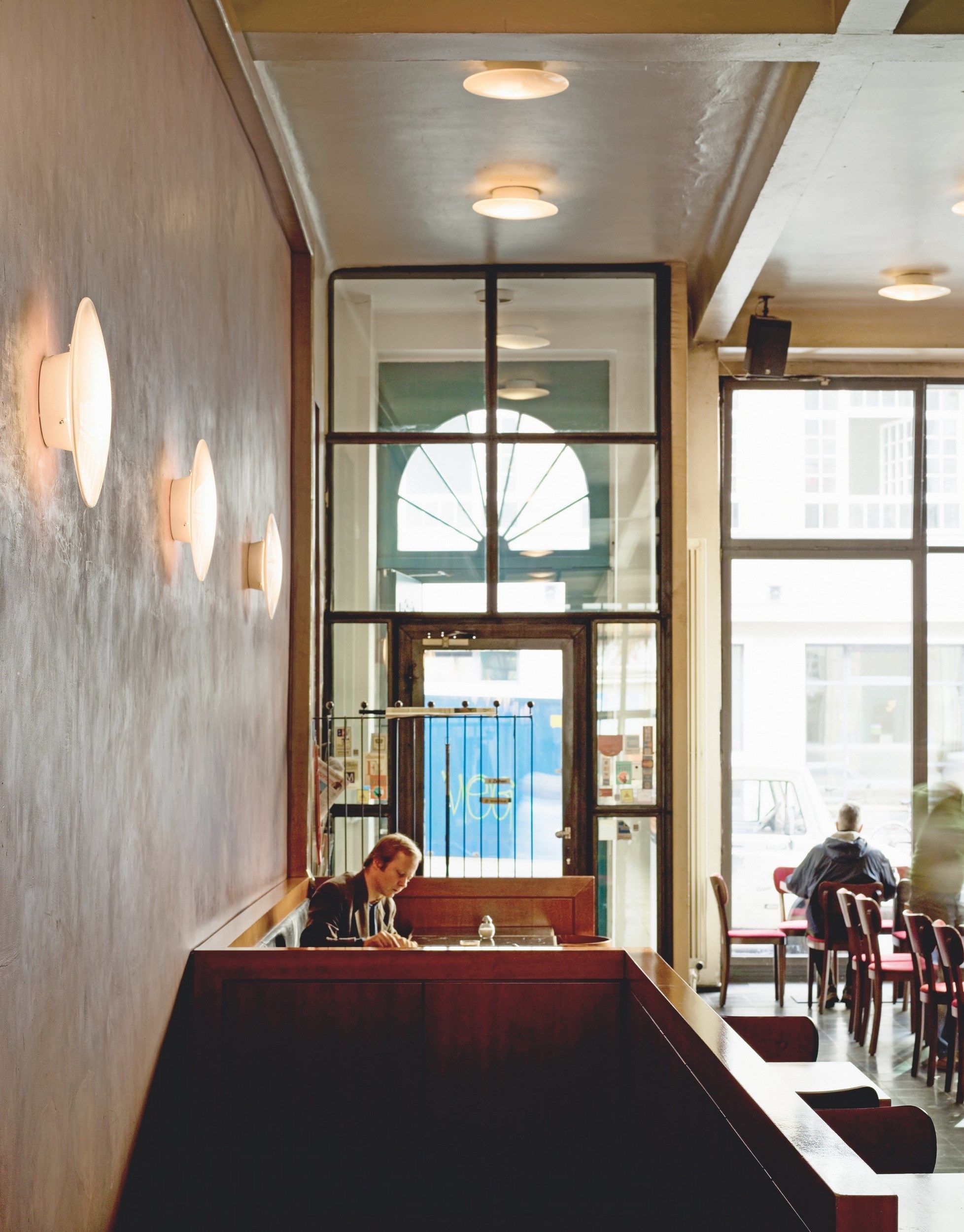 Светодиодный настенный светильник из дутого стекла Louis Poulsen AJ EKLIPTA ARCH-00139253 - Вид №17