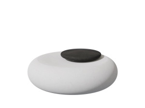 Бетонная скамья без спинки