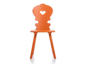 Деревянный стул