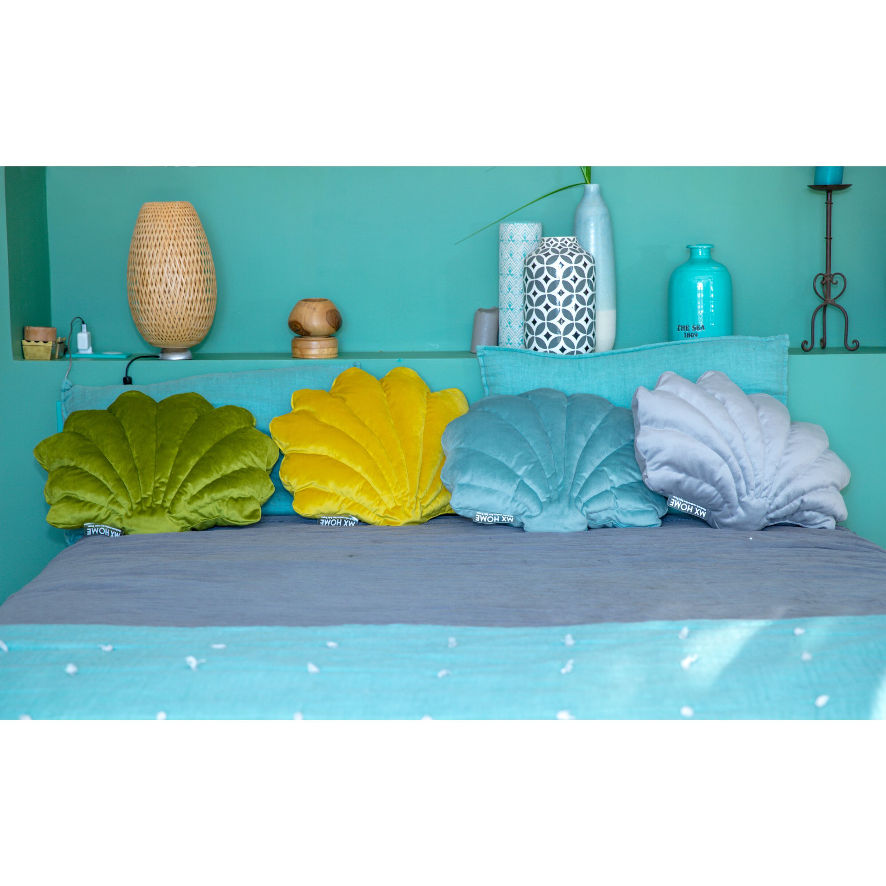 Бархатная однотонная подушка MX HOME Velours ARCH-00026824 - Вид №10