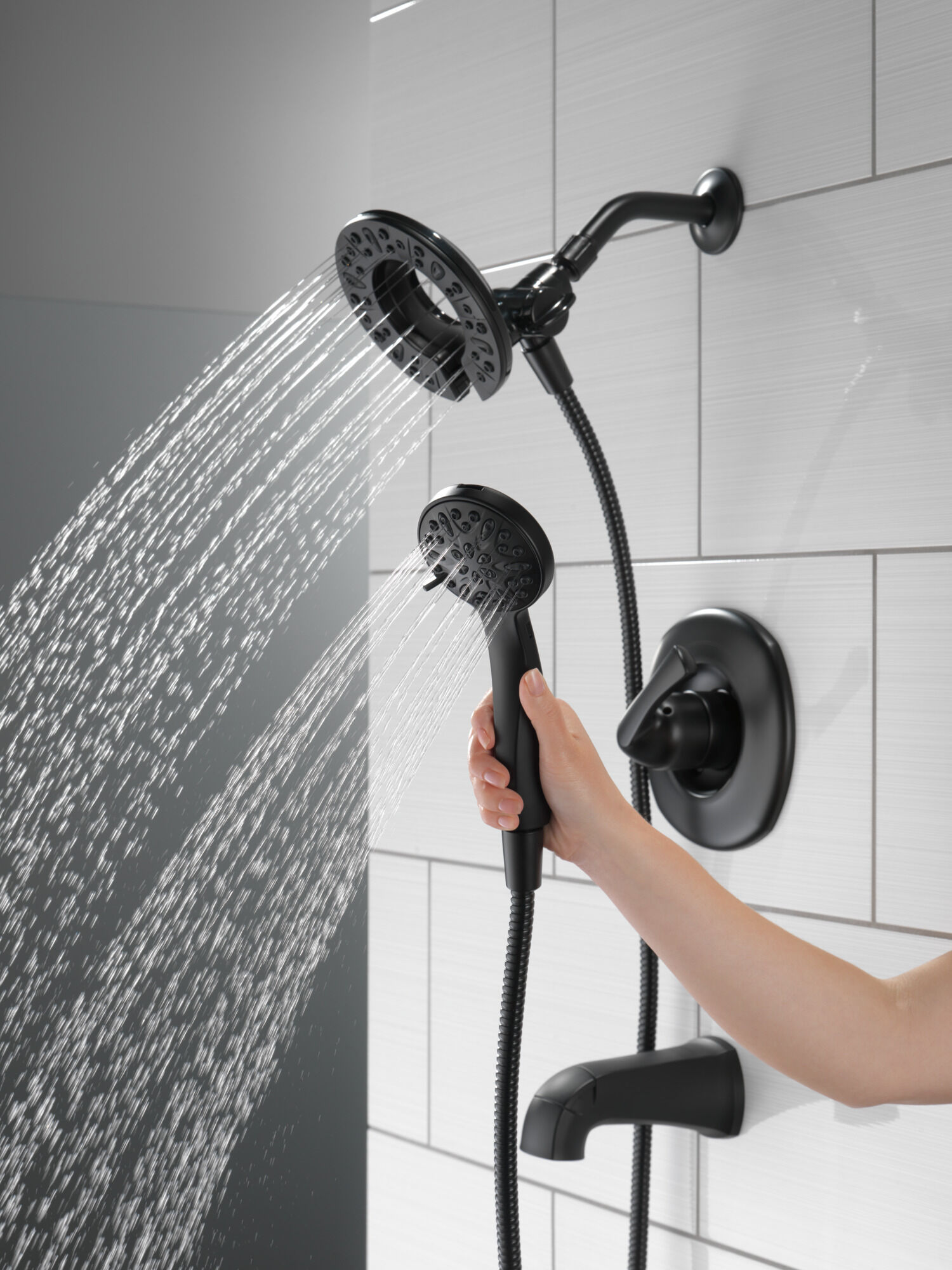 144890-BL-I Ванна и душ Monitor® серии 14 с In2ition® Delta Faucet Larkin Матовый черный  - Вид №13