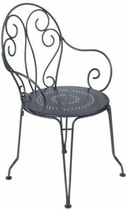 Fermob Стул садовый штабелируемый с подлокотниками Montmartre