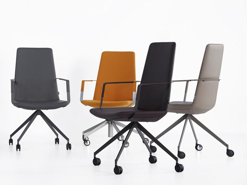 B&T Design Офисный стул из ткани на козелке с подлокотниками Zone sun-id-1392461 - Вид №4