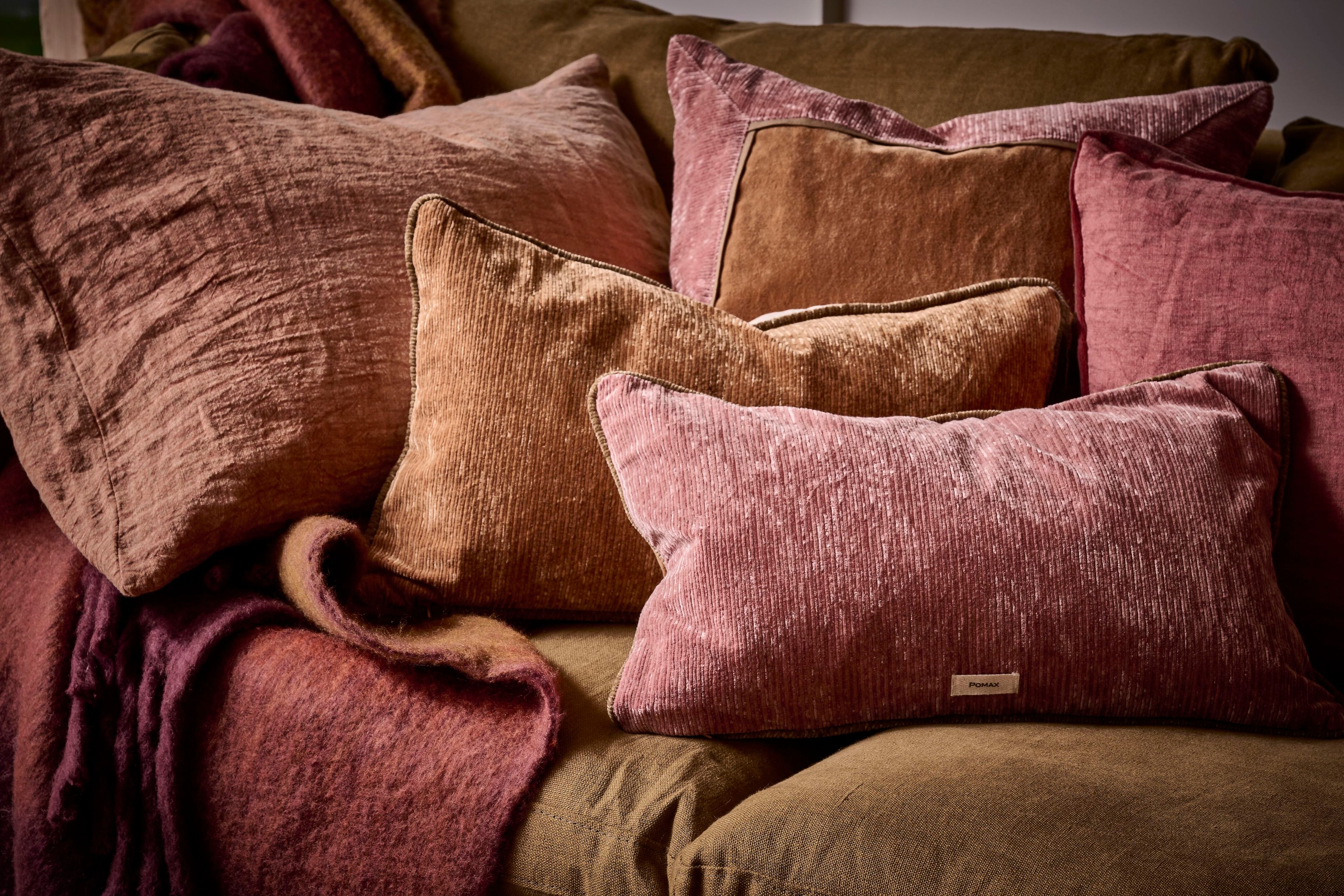 Подушка из льна и хлопка POMAX ALPHA BORDERS ARCH-00067739 - Вид №15