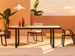 Прямоугольный садовый стол из тикового дерева