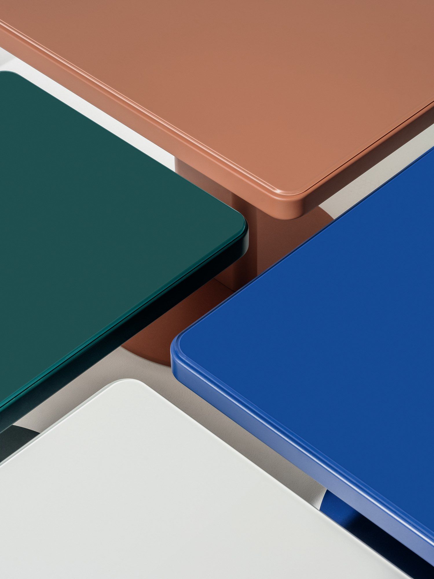 Прямоугольный журнальный столик из МДФ со стеклянной столешницей Arper Roopa ARCH-00075406 - Вид №2