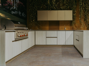 Газовая плита из нержавеющей стали