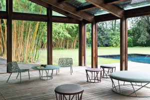 Алюминиевый круглый садовый пуф