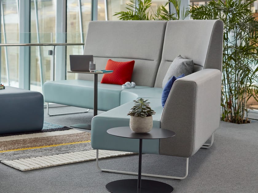 Модульный изогнутый диван из ткани с высокой спинкой Haworth Riverbend ARCH-00053687