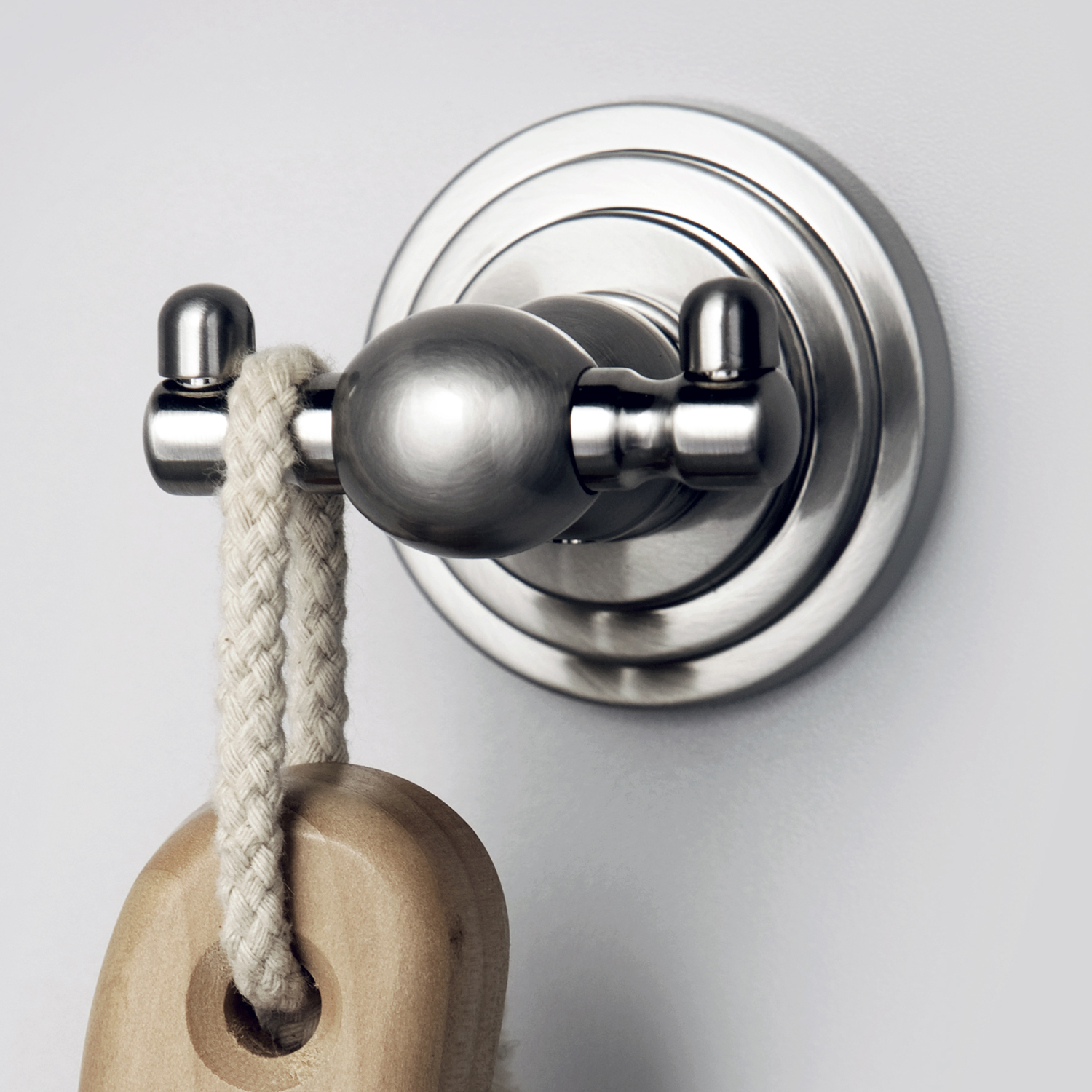 K-7023D Ammer (ранее К-7023) Крючок двойной WasserKRAFT Ammer K-7000 