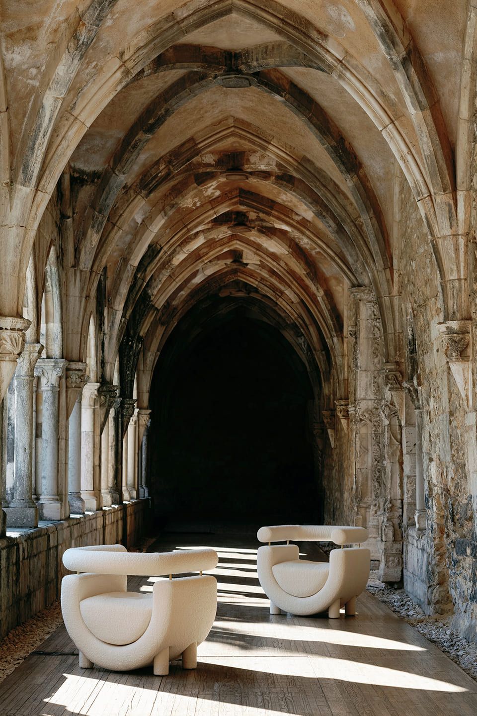 Тканевое кресло с подлокотниками Greenapple MEL ARCH-00109243 - Вид №10