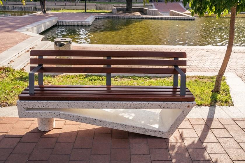ENCHO ENCHEV - ETE Скамейка из бетона и дерева со спинкой  120  - Вид №2