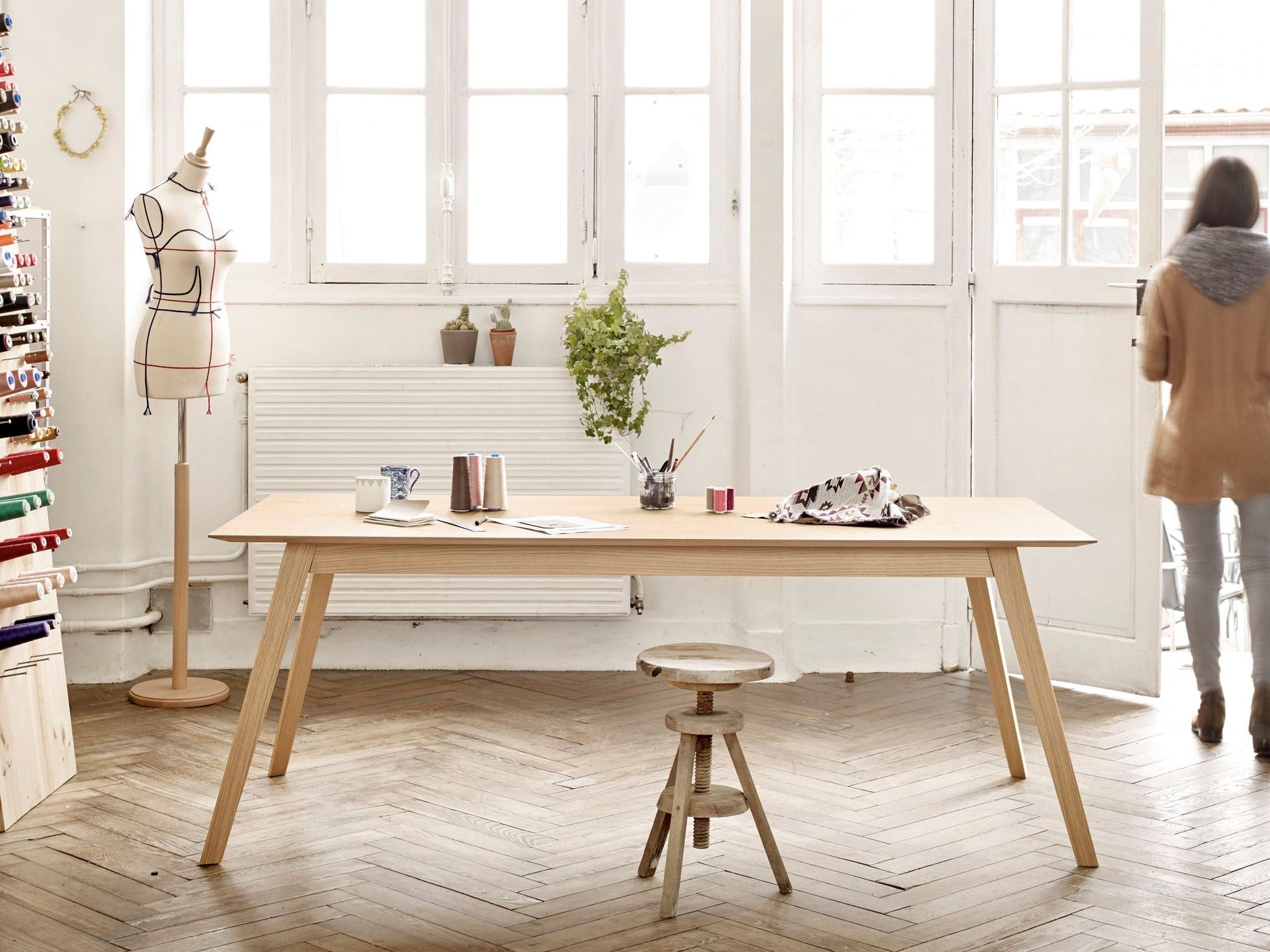 Деревянный выдвижной стол TREKU Aise ARCH-00146723 - Вид №1