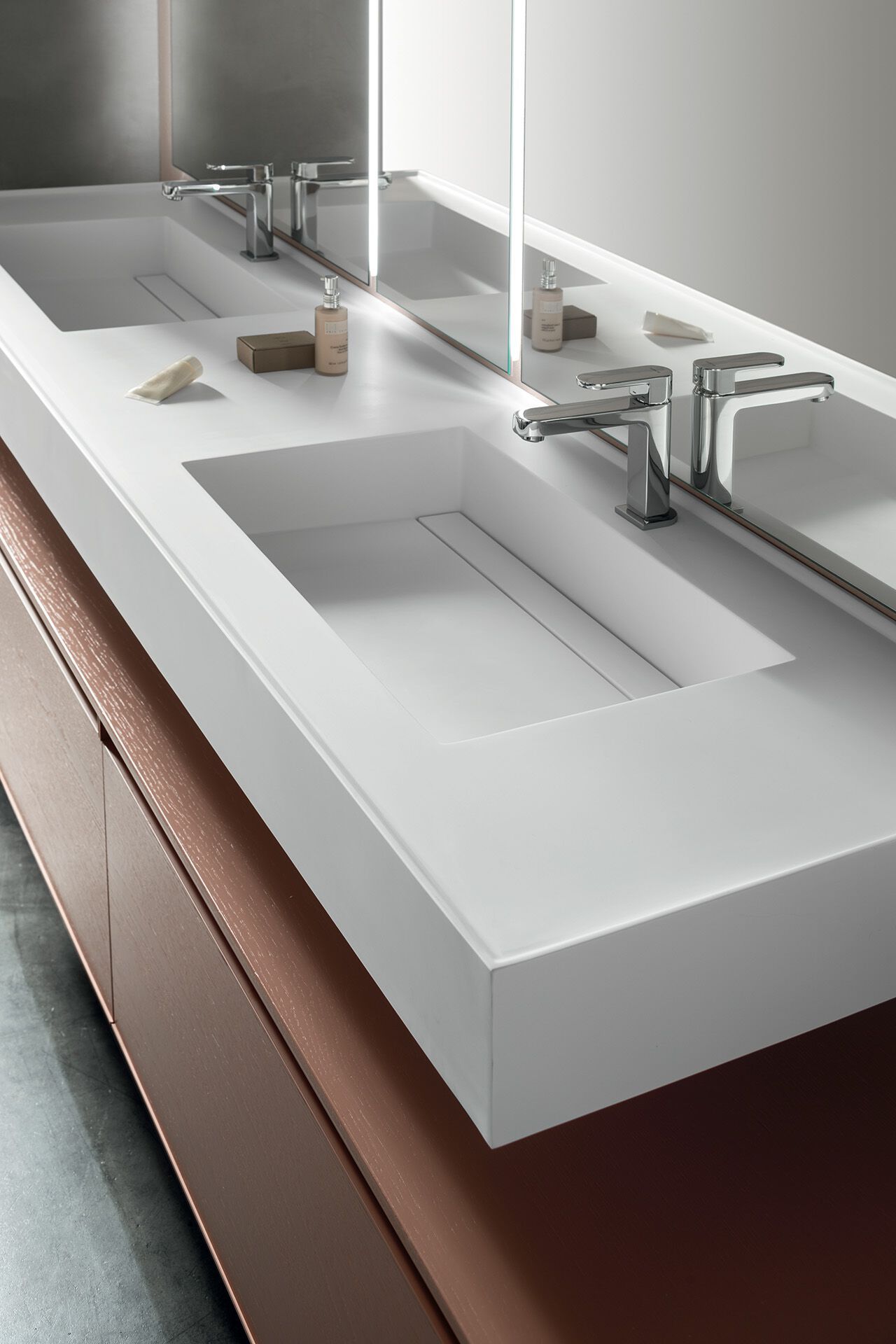 Двойной подвесной умывальник с ящиками ARCOM Rail ARCH-00055807