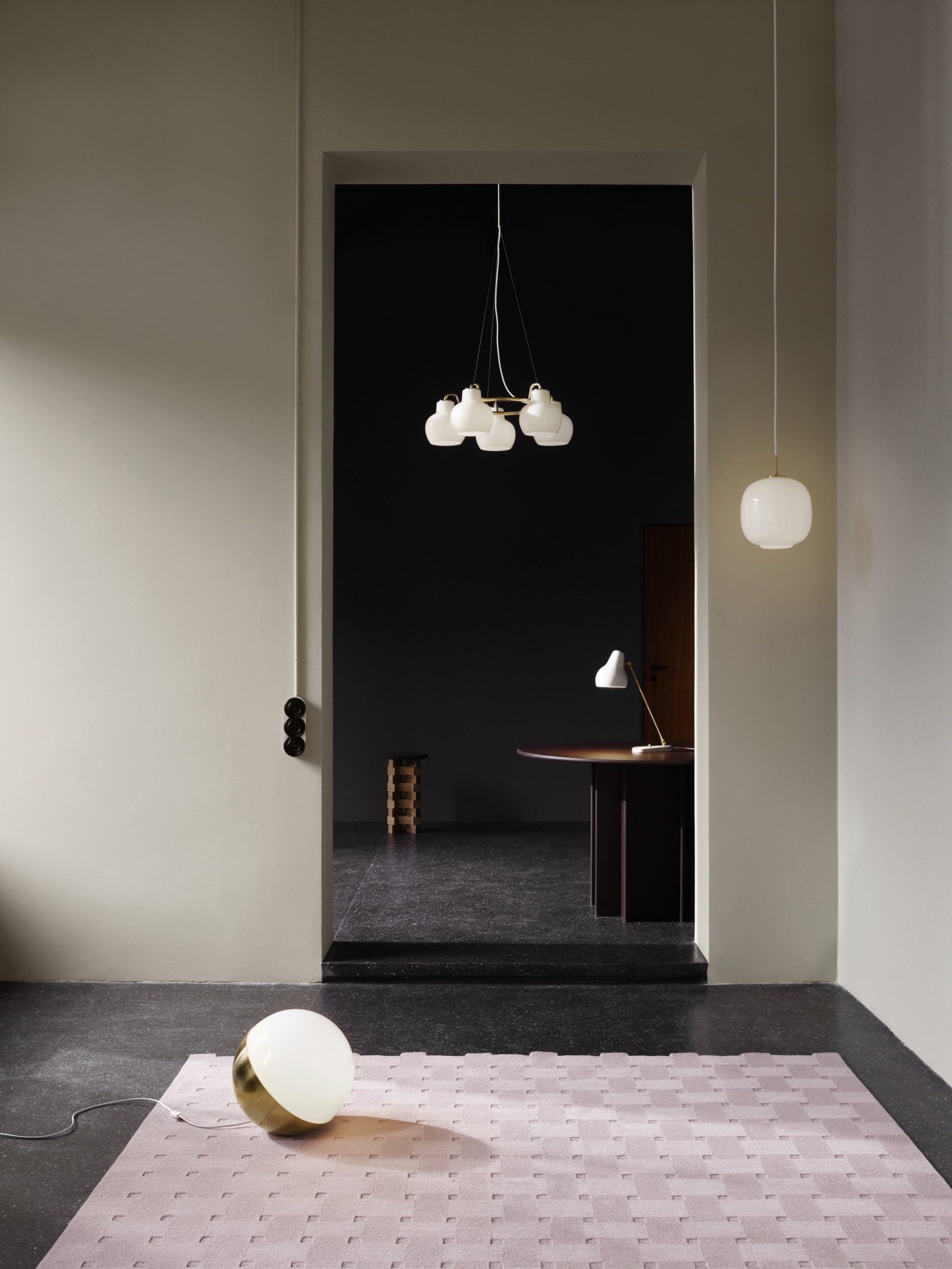 Металлическая светодиодная настольная лампа Louis Poulsen VL Studio ARCH-00072937 - Вид №2