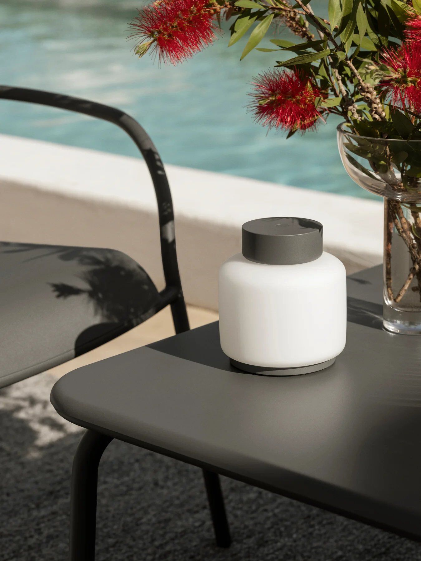 Стеклянная светодиодная наружная настольная лампа blomus FAWN ARCH-00012556 - Вид №9