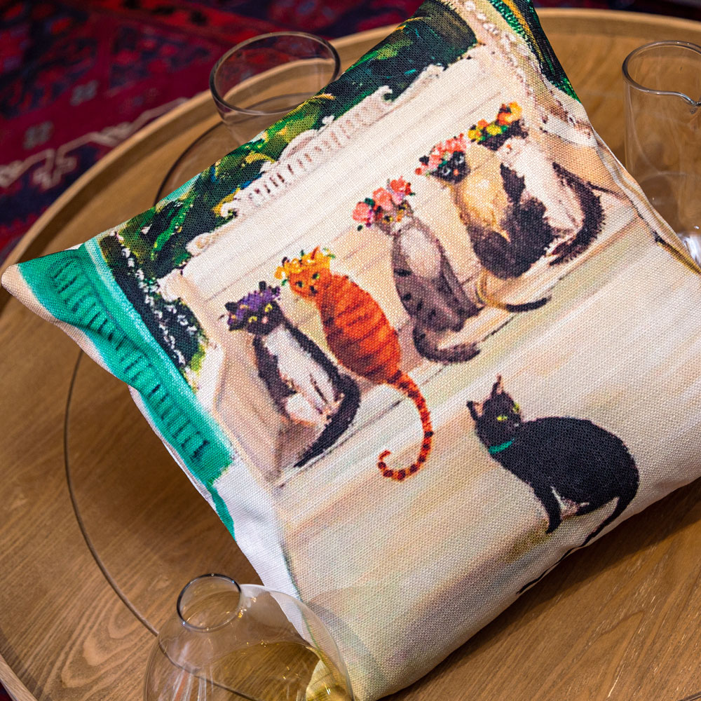 828199914 Арт-подушка «Принцессы на выданье» Object Desire  - Вид №1