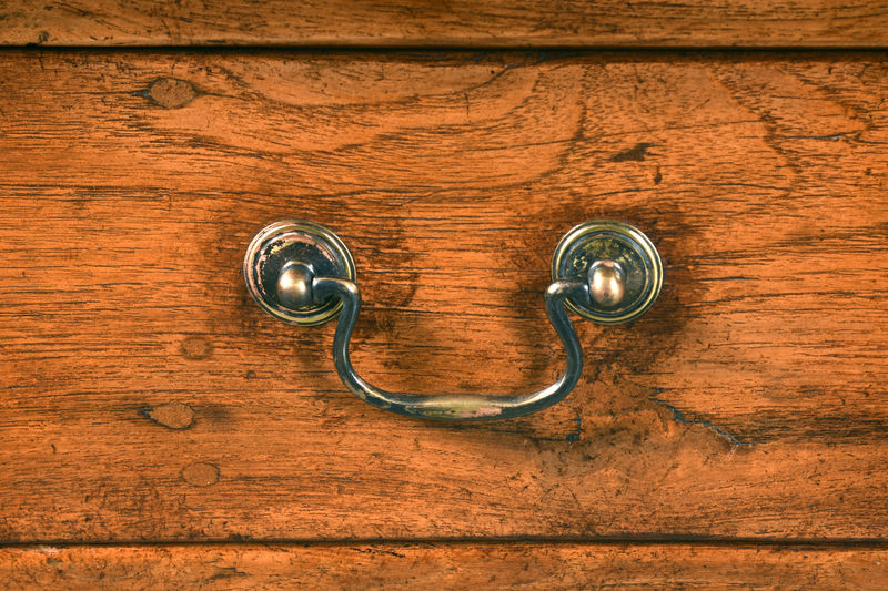 0045-11 Сервер с 3 выдвижными коническими ножками ijlbrown  - Вид №4