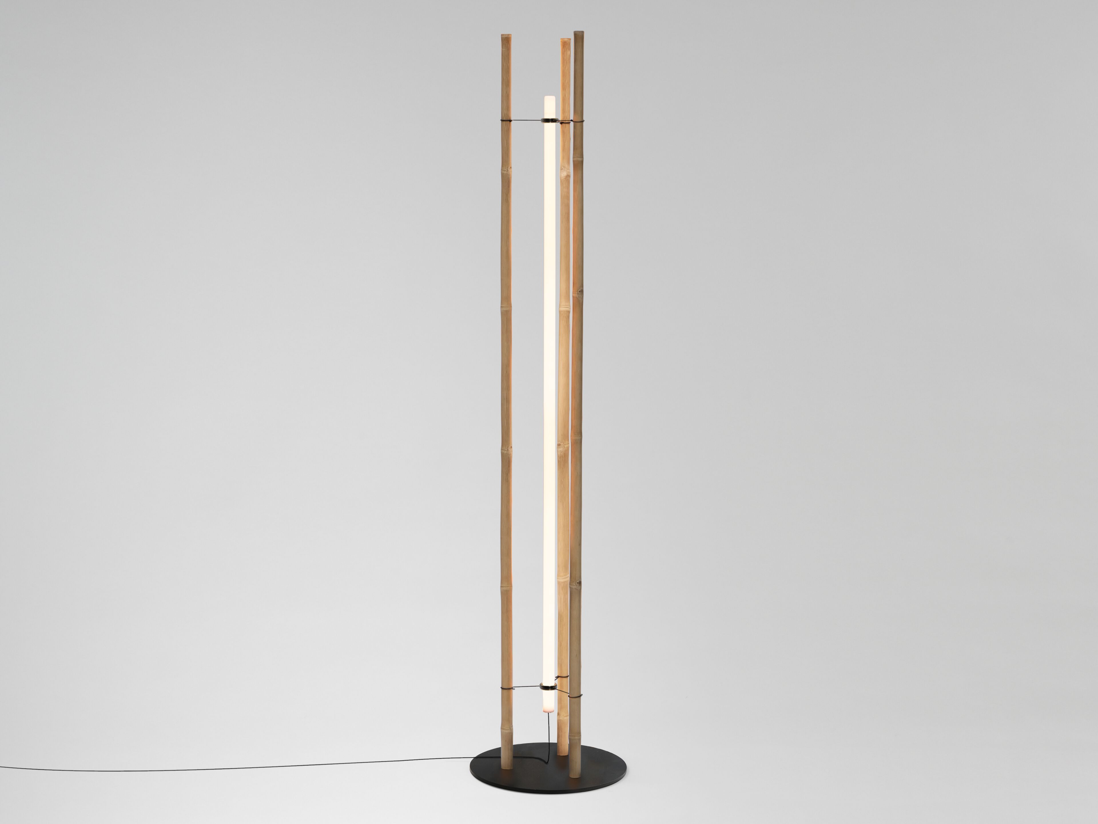 Светодиодный торшер из боросиликатного стекла и бамбука Michael Anastassiades TA-KE 3 ARCH-00147102