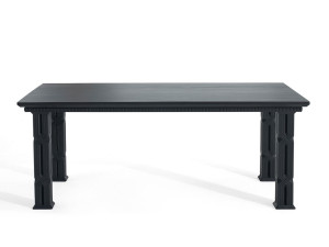 Деревянный прямоугольный обеденный стол