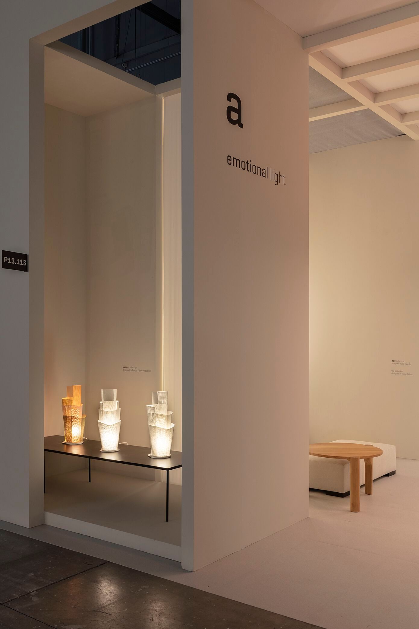 Настольная лампа из нержавеющей стали A-Emotional Light BLOSSOM ARCH-00141700 - Вид №6