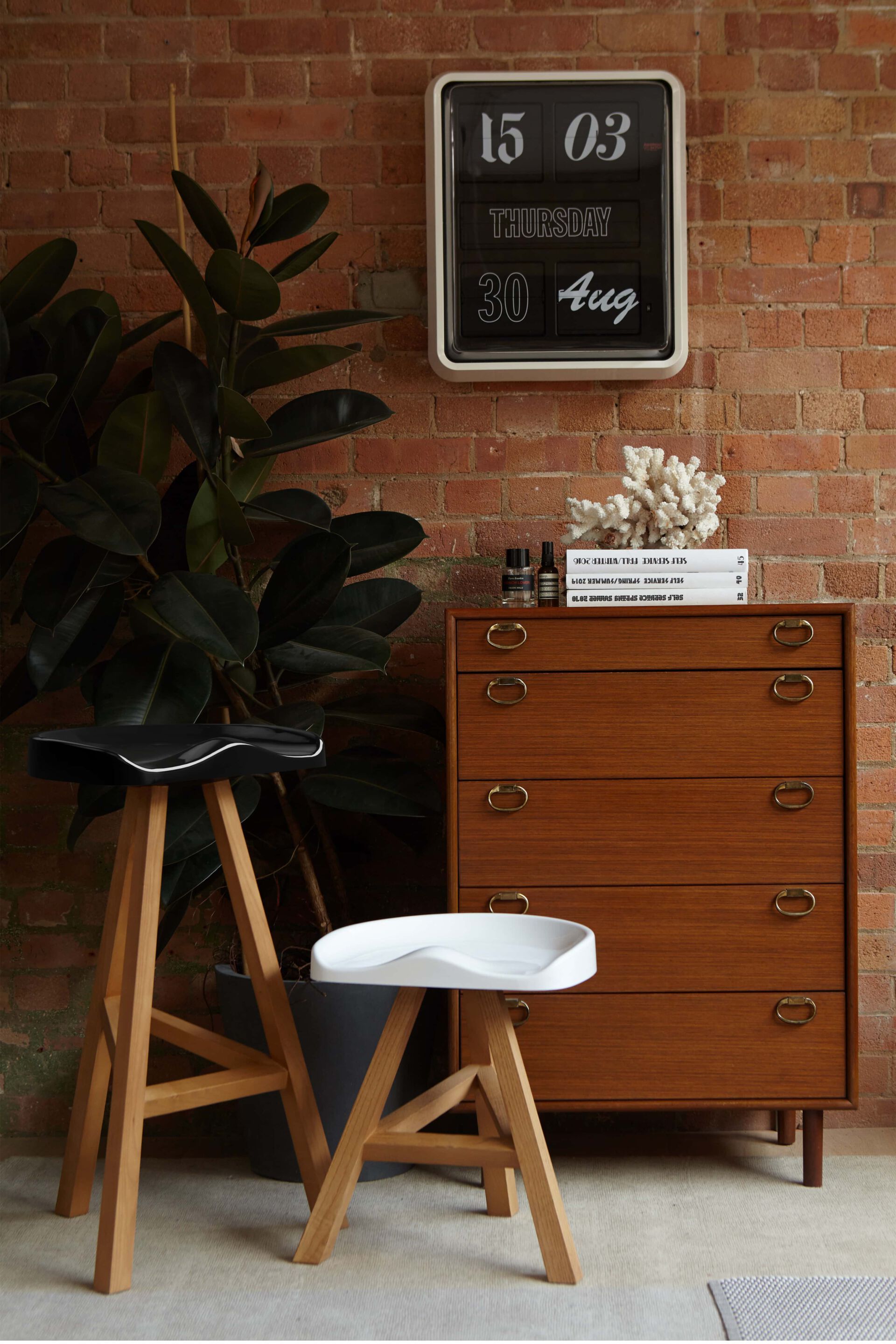 Низкий стул из дуба и акрила Established&Sons Heidi ARCH-00046761 - Вид №3