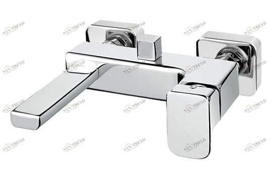 FIR Italia Смеситель для ванны DAILY 44 44.3400.0 