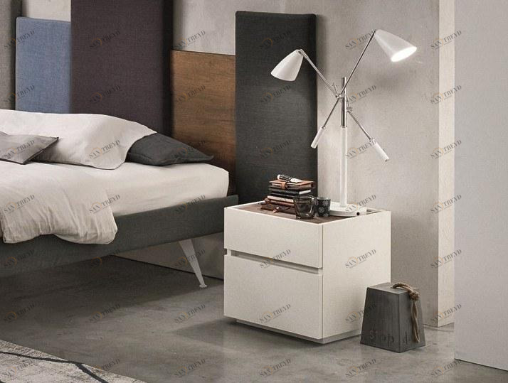 Gruppo Tomasella Прикроватная тумбочка из лакированной древесины с ящиками Replay sun-id-1430001