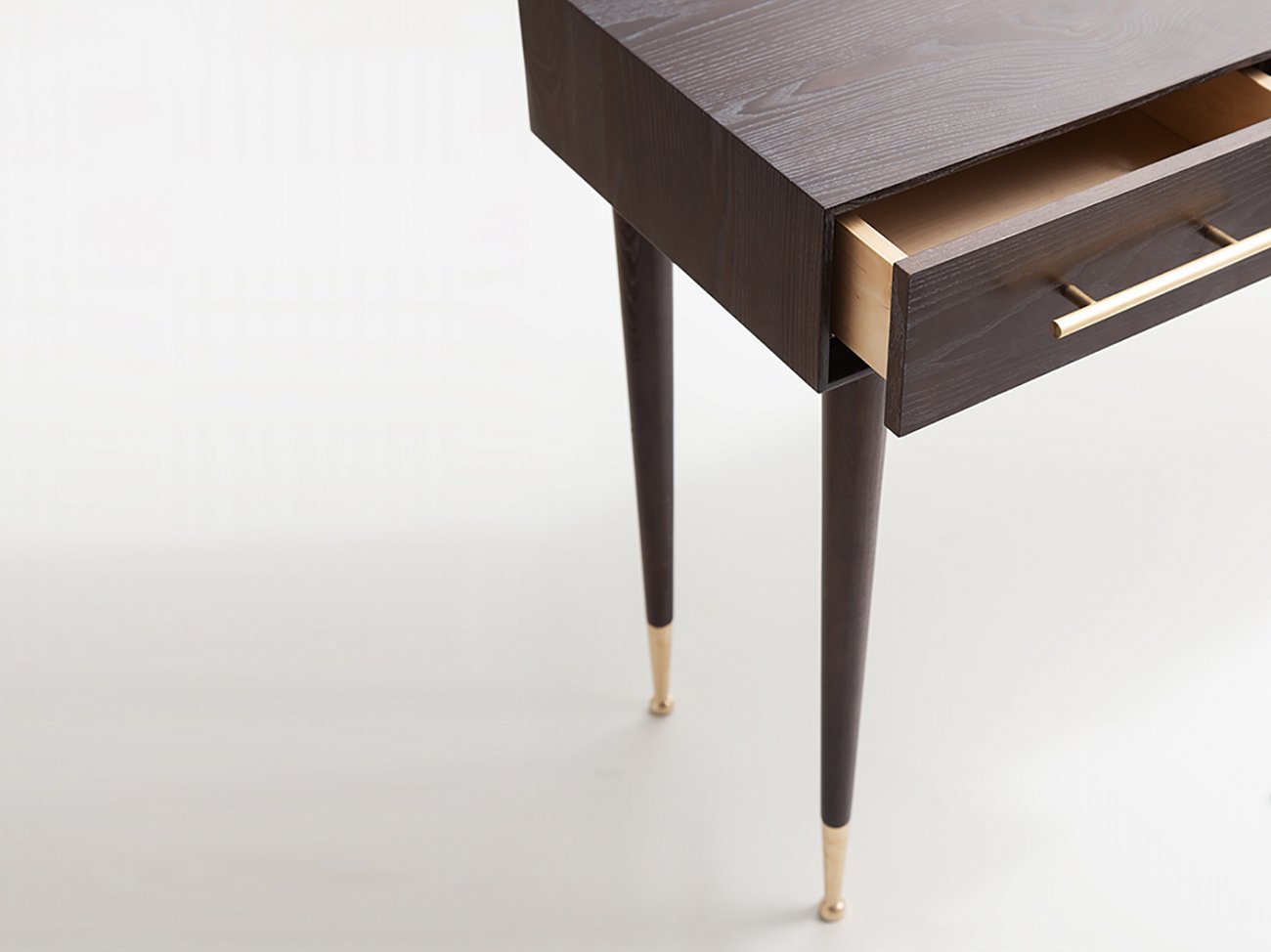 Консоль с 3 ящиками ясень кофейный Bullwood ACWD BULLWOOD 00-3981920 Коричневый  - Вид №2