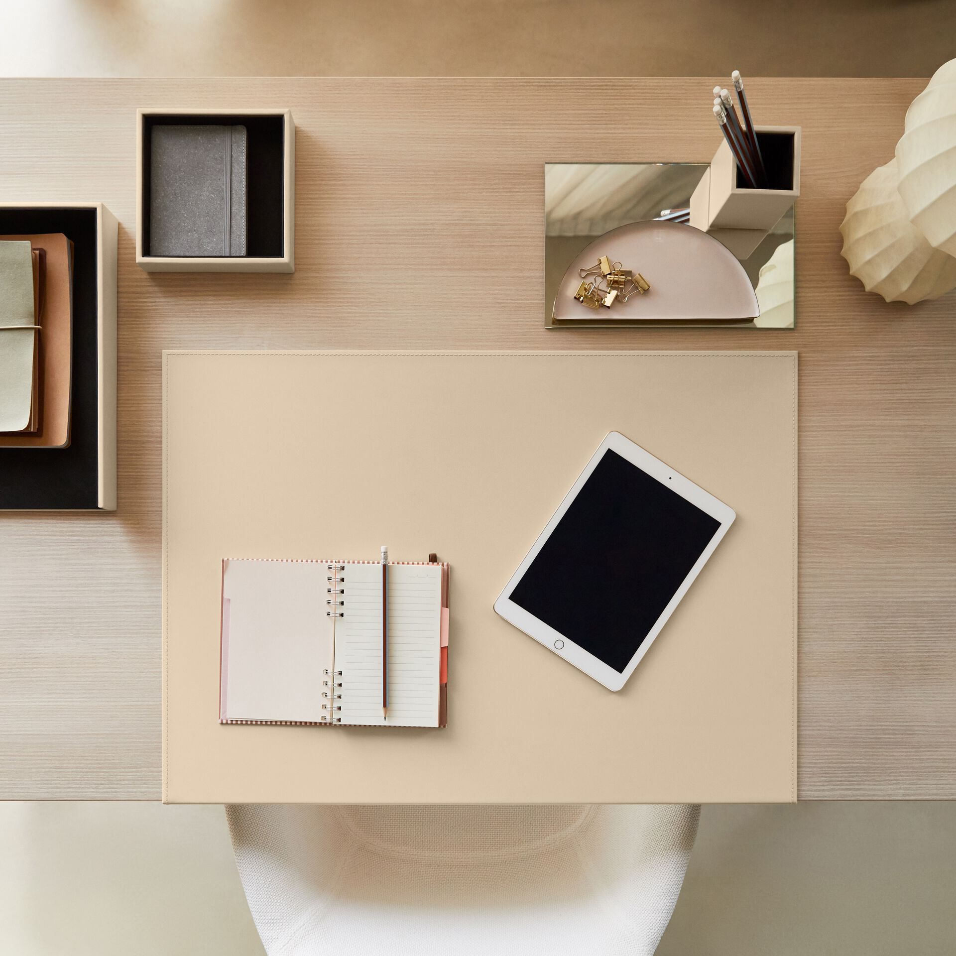 Подпушка из регенерированной кожи EGLOOH CALLIOPE ARCH-00008268 - Вид №16