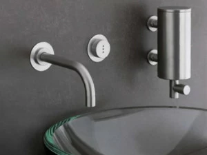 VOLA Смеситель для умывальника настенный электронный