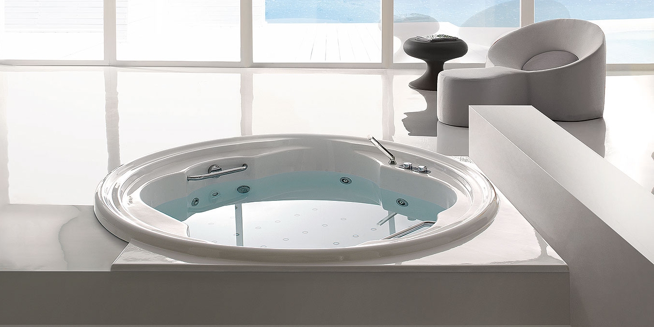 Ванна встроенная с гидромассажем и дезинфекцией V659B Gruppo treesse Ninfa - Вид №1