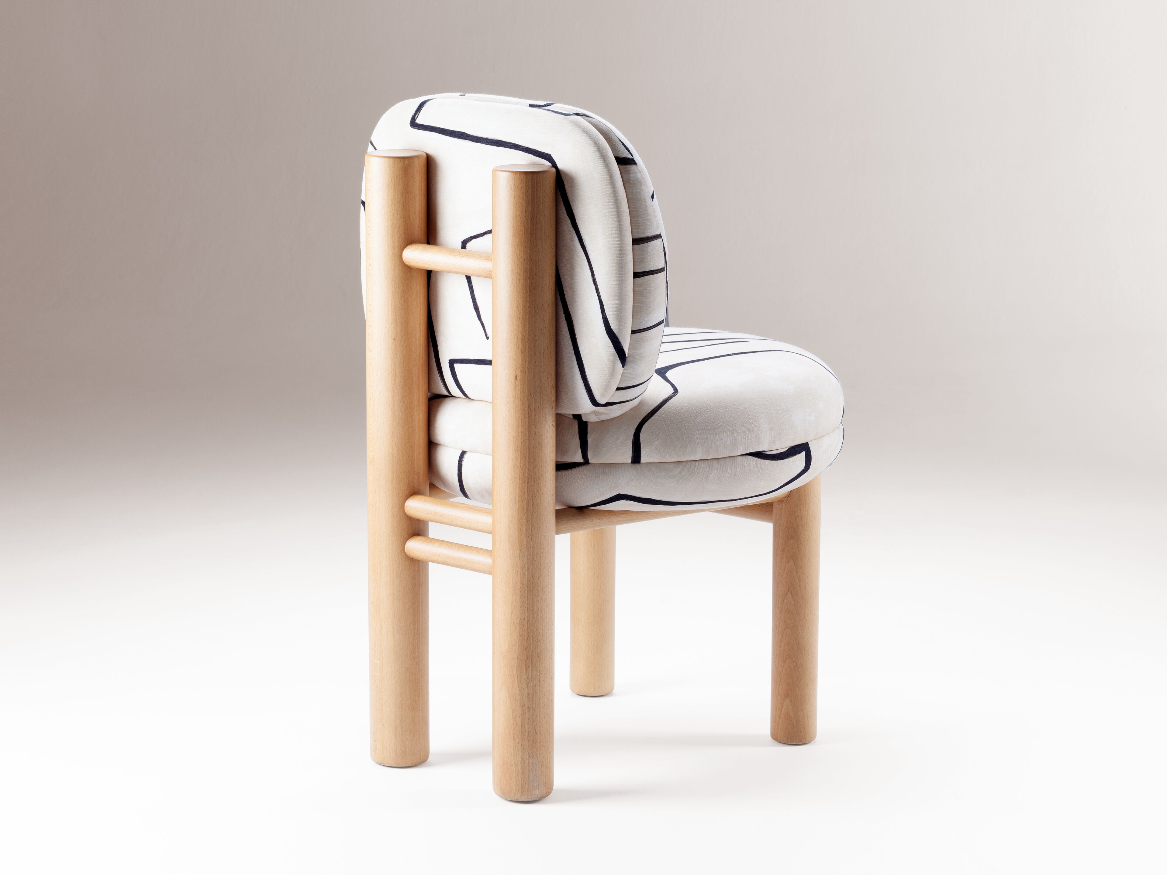 Мягкий стул из ткани DOOQ Aimi ARCH-00039913 - Вид №2