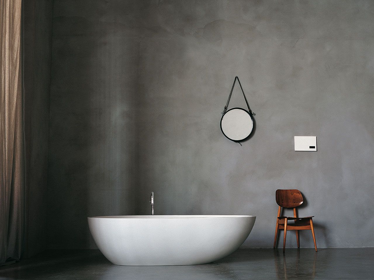 Овальная ванна в центре комнаты в Cristalplant® Agape Spoon XL ARCH-00125077 - Вид №1