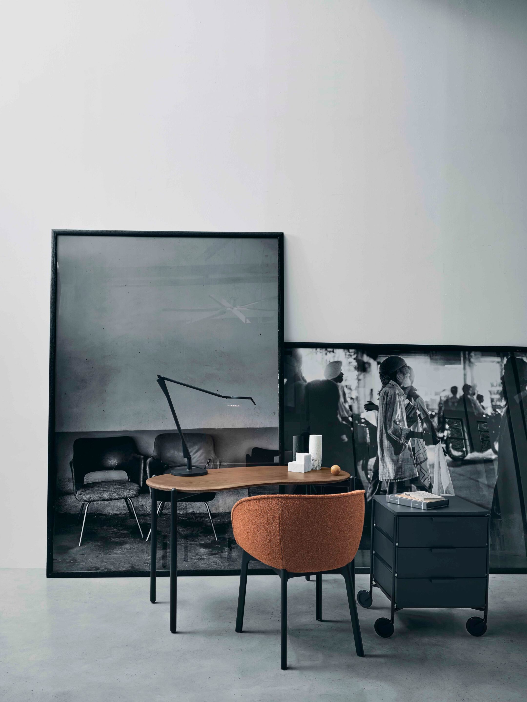 Светодиодная настольная лампа из поликарбоната с диммером Kartell ALEDIN TEC MAT ARCH-00033953 - Вид №1