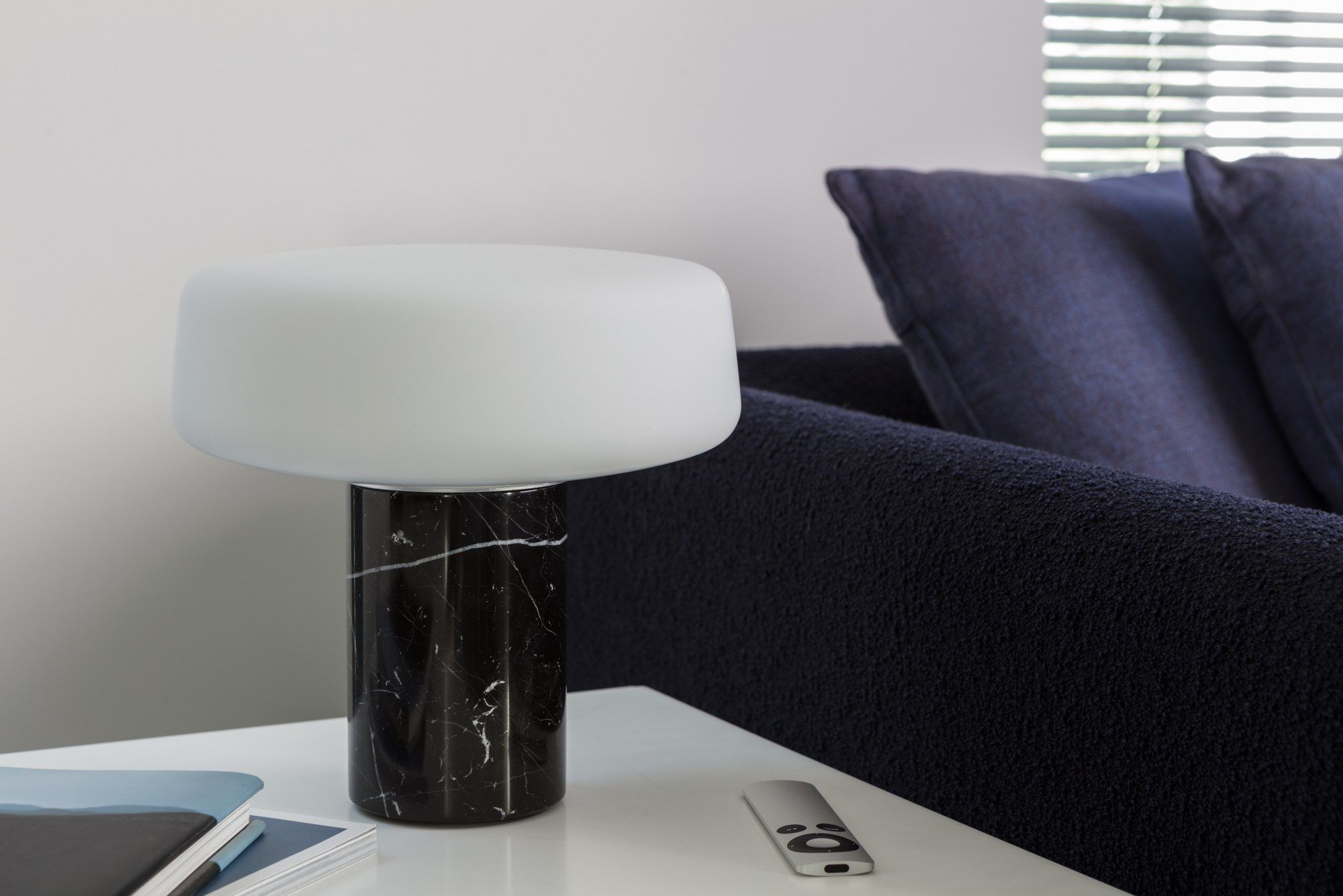 Черная мраморная светодиодная настольная лампа Marquina Case SOLID ARCH-00096833 - Вид №3