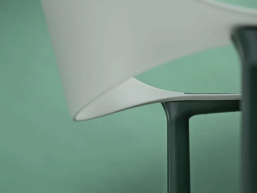 Переработанный пластиковый стул с четырьмя спицами VITRA Mynt ARCH-00051568 - Вид №13