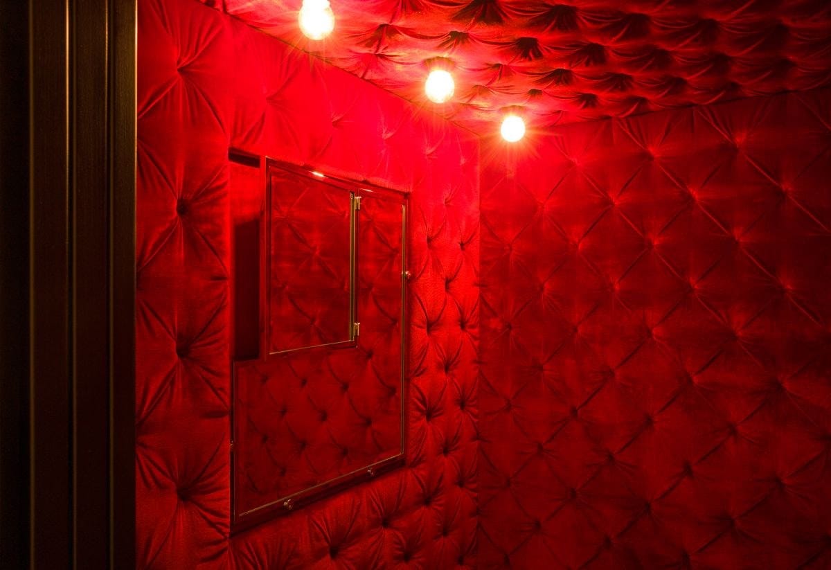 Прямоугольное зеркало из хромированной стали Classicon Castellar ARCH-00123845 - Вид №2