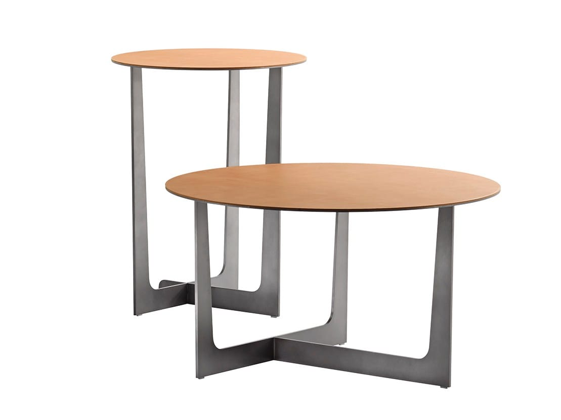 Круглый кожаный журнальный столик Poltrona Frau ARCH-00098376