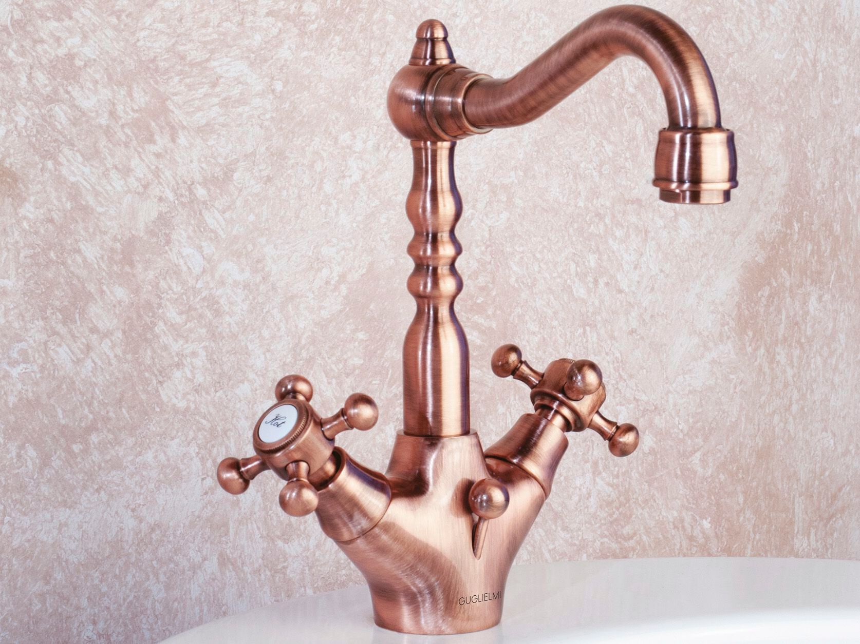Смеситель для раковины с одним отверстием GUGLIELMI RUBINETTERIE классическая ARCH-00080380 - Вид №3