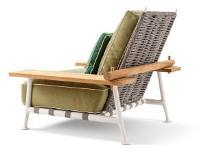 Садовое кресло с подлокотниками