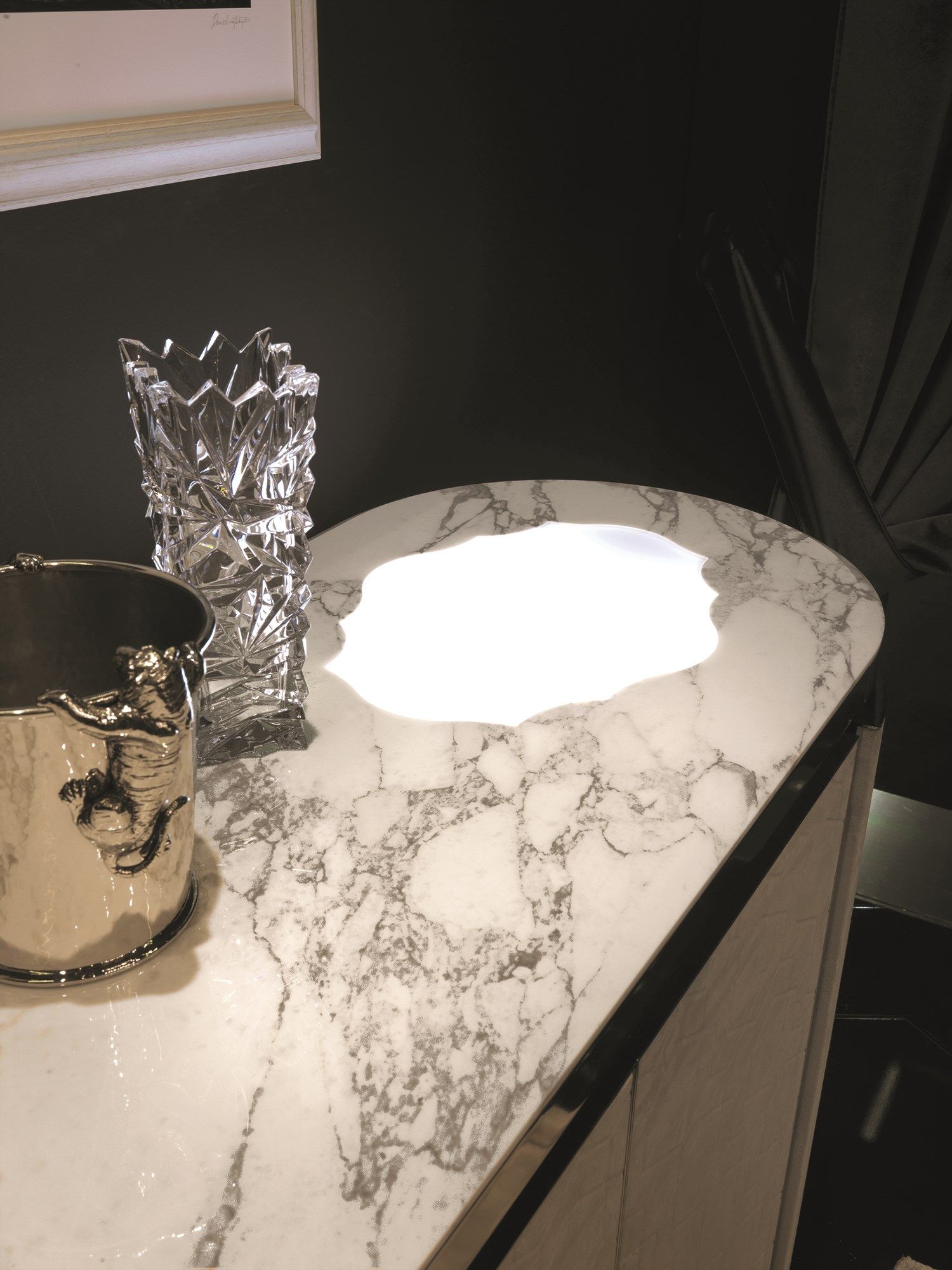 Кожаный шкаф со встроенным освещением Longhi Loveluxe ARCH-00088301 - Вид №4