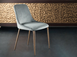 Мягкий стул