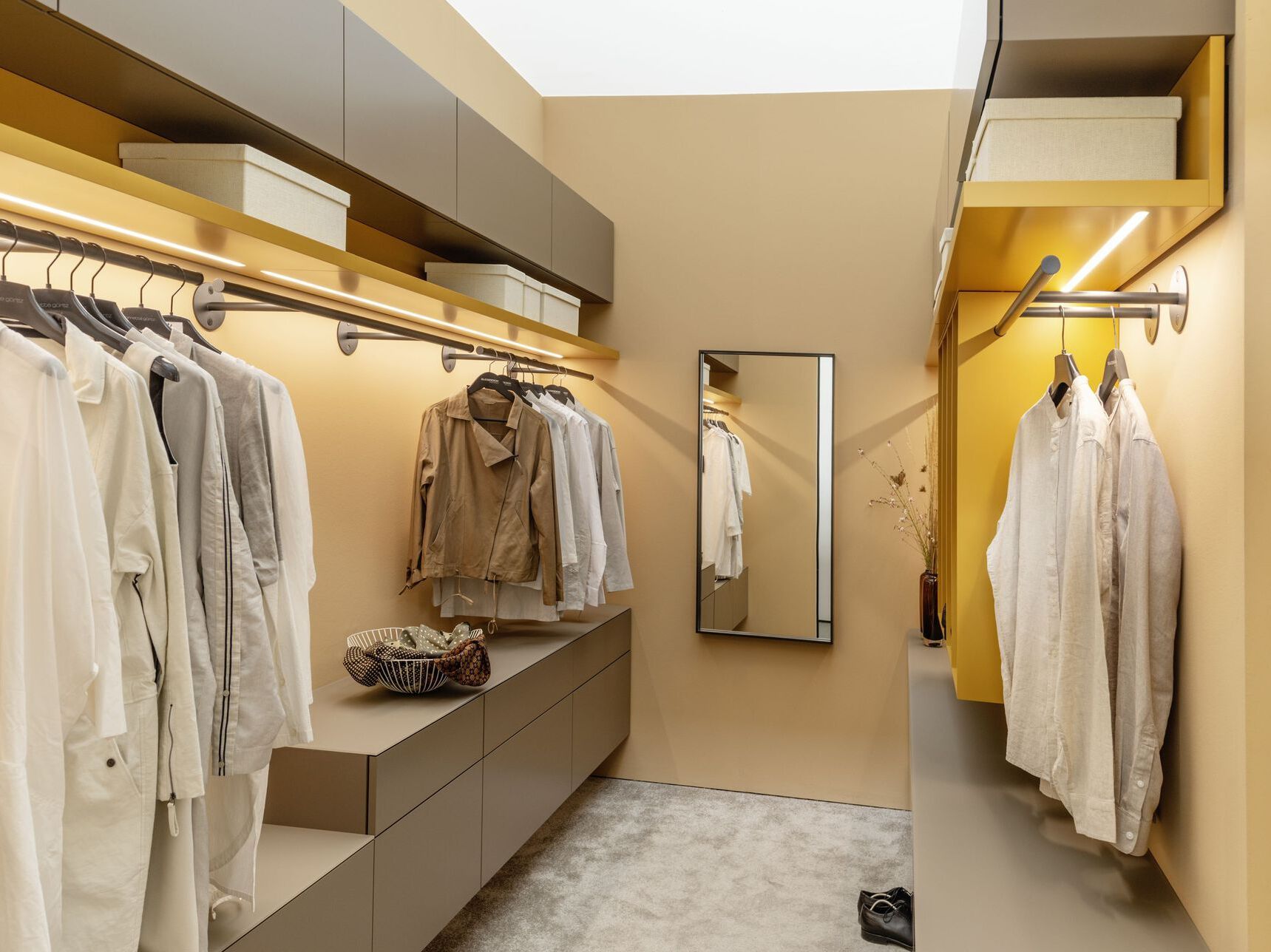 Модульная гардеробная на заказ Sudbrock Möbelhandwerk трио ARCH-00117846