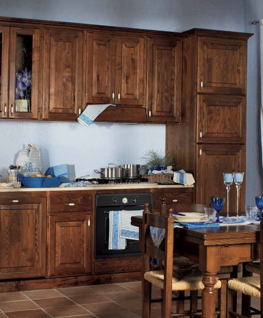 Comp. 3010 Tifernoit Кухня в старинном каштане Cucina