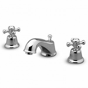 Z46242.8008 Смеситель для раковины на три отверстия с аэратором, слив 1 1/4 ", гибкие соединения. Zucchetti Delfi