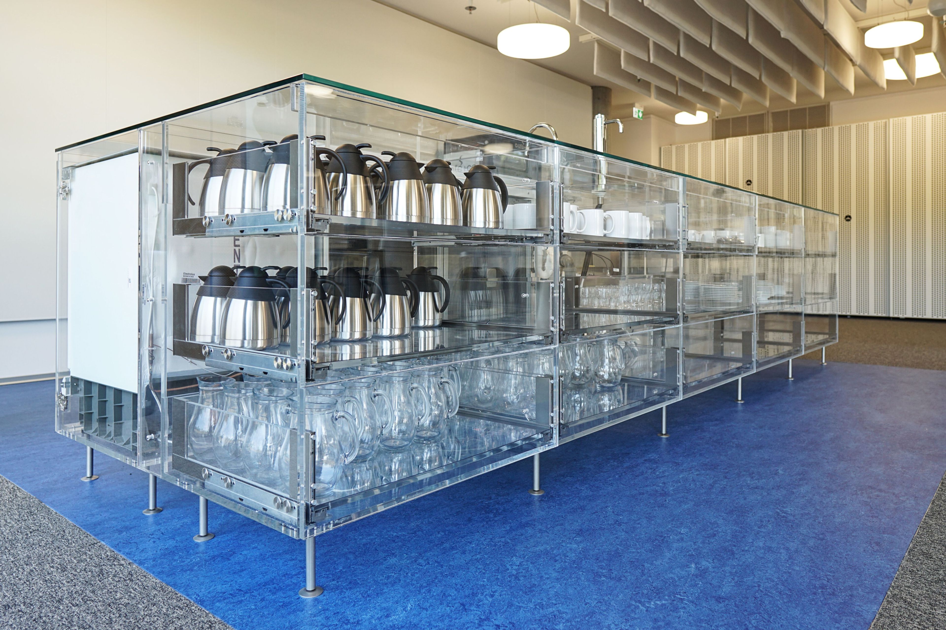 Кухня из плексигласа на заказ AMOSDESIGN CSOB KITCHEN ARCH-00043974 - Вид №3